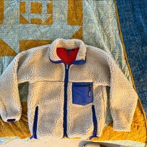 Patagonia Cream and Blue Fleece Jacket